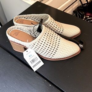 Crème Leather mules